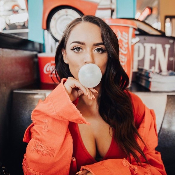 Meet your Posher, Madi - Picture 1 of 1